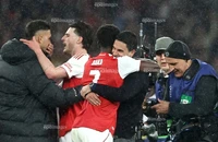 Sốc: Arsenal vô địch mà không cần ra sân