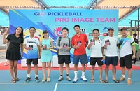 Nhà báo 'đổ bộ' sân pickleball
