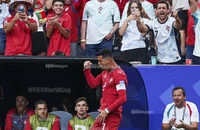 World Cup chấn động khi Ronaldo san bằng kỷ lục với Messi