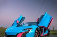 McLaren 650S lột xác để hào nhoáng hơn