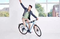 Xe đạp điện siêu nhẹ, chạy được 80 km giá hơn 63 triệu đồng