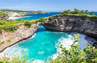 Khám phá 10 quần đảo Indonesia đẹp lạ nhân dịp Valentine
