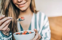 Cần hạn chế ăn những thực phẩm này vì chúng dễ gây viêm cho cơ thể