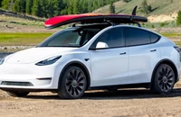 Tesla bất ngờ giảm giá Model 3 và Model Y 