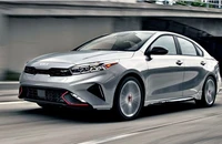 Những mẫu xe ô tô năm 2023 giá rẻ nhưng hiệu suất cao