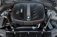 BMW không cam kết khai tử động cơ đốt trong