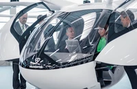 Taxi điện hàng không do Đức thiết kế đánh dấu chuyến bay đầu tiên