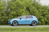 Doanh số bán xe điện giảm mạnh 55% ở Đức khi các ưu đãi cạn kiệt