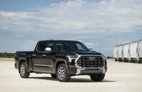 Toyota thu hồi 280.000 xe SUV và xe tải do hộp số không ngắt hoàn toàn