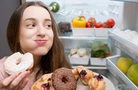 Đây là 5 lý do khiến bạn luôn thèm đường