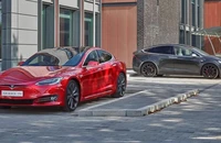 Chương trình giảm giá 'điên cuồng' của Tesla khiến người mua hàng châu Âu hoảng sợ