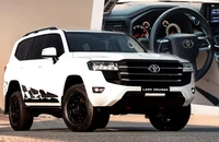 Toyota Land Cruiser 300 có phiên bản đặc biệt lấy cảm hứng từ xe đua
