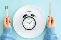Nhịn ăn gián đoạn có an toàn khi bạn có lượng đường trong máu cao?