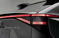 Toyota bất ngờ cắt giảm mục tiêu sản xuất xe điện