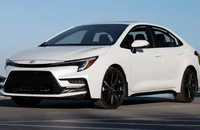 Toyota corolla 2025 vẫn có giá khởi điểm 550 triệu đồng và bổ sung thêm phiên bản đặc biệt FX