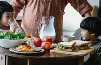 Cách tăng cường miễn dịch cho trẻ trong mùa lạnh cuối năm