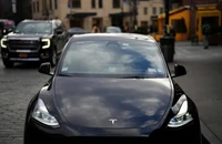 Đây là lý do 2,6 triệu xe ô tô Tesla bị điều tra