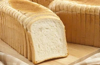 Ăn bánh mì trắng mỗi ngày, chuyện gì xảy ra với sức khỏe?