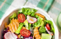 5 lợi ích bất ngờ cho sức khỏe khi ăn salad trước bữa chính