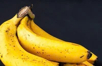 Điều gì xảy ra với cơ thể khi bạn tiêu thụ chuối lúc đói bụng?
