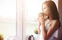 Tưởng cà phê giúp tỉnh táo, tài xế lạm dụng coi chừng tai nạn