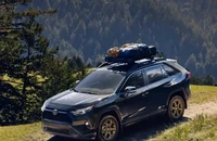 ​Mẫu SUV Toyota sắp ra mắt: Vì sao giới chuyên môn khuyên mua bản cũ?