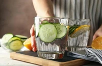 Điều gì xảy ra với cơ thể khi bạn uống nước dưa leo thường xuyên?