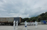 Tiếp nhận 136 công dân Việt Nam nhập cảnh trái phép từ Trung Quốc 