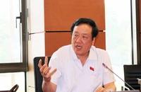 Muốn trẻ vị thành niên thành người xấu, cứ đưa vào tù