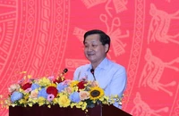 Tiếp tục nghiên cứu giảm thuế cho xăng, dầu
