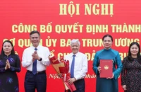 Chủ tịch Ủy ban Trung ương MTTQ Việt Nam Đỗ Văn Chiến giữ thêm chức vụ mới