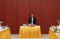 Chủ tịch Hội đồng thành viên EVN làm việc với EVNHCMC