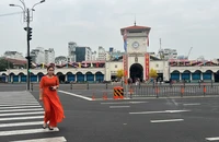 Giao thông trước chợ Bến Thành đã được điều chỉnh