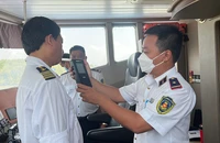 TP.HCM: Kiểm tra nồng độ cồn lái tàu cao tốc, phà... 