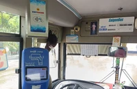 Người dân TP.HCM đi xe buýt sẽ không dùng tiền mặt