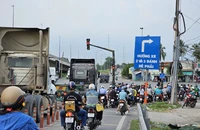 Phân luồng giao thông ở khu vực nút giao Mỹ Thủy, TP Thủ Đức