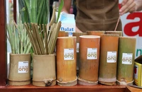 Độc đáo cà phê ống tre, nói không với sản phẩm nhựa