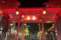 "Phố ông đồ" rực rỡ trước ngày mở cửa đón khách