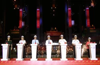 Bí thư Thành ủy TP.HCM tham gia phát lệnh làm hàng đầu xuân tại Tân cảng Sài Gòn