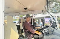 Xe điện 4 bánh ở TP.HCM hoạt động trở lại