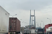 Khu vực cầu Phú Mỹ, quận 7 đang kẹt xe kéo dài