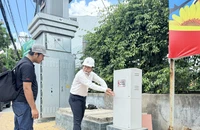 Nhiều giải pháp bảo đảm an toàn cho người sử dụng điện mùa mưa bão