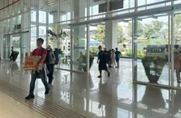 Những hình ảnh ngày cuối năm ở 2 bến xe phía Đông TP.HCM