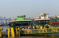 Tăng giá vé xe qua phà Cát Lái và Bình Khánh từ ngày 5-5