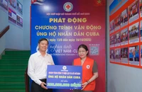 Tổng Công ty Điện lực TP.HCM trao hơn 286 triệu đồng ủng hộ nhân dân Cuba