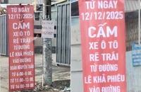 Cấm ô tô rẽ trái theo giờ từ đường Lê Khả Phiêu gây ùn ứ, TP.HCM điều chỉnh phương án