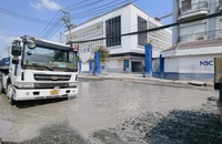 Đường Bến Nghé đầy rẫy ổ voi, phường Tân Thuận lên kế hoạch sửa chữa ngay