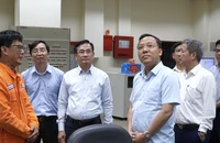 Thứ trưởng Bộ Công Thương thăm Nhà máy điện Phú Mỹ