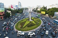 TP.HCM thí điểm điều chỉnh giao thông tại vòng xoay Điện Biên Phủ - Nguyễn Bỉnh Khiêm