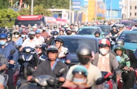 Tiếp tục phân luồng, lắng nghe để điều tiết giao thông trên đường Cộng Hòa 